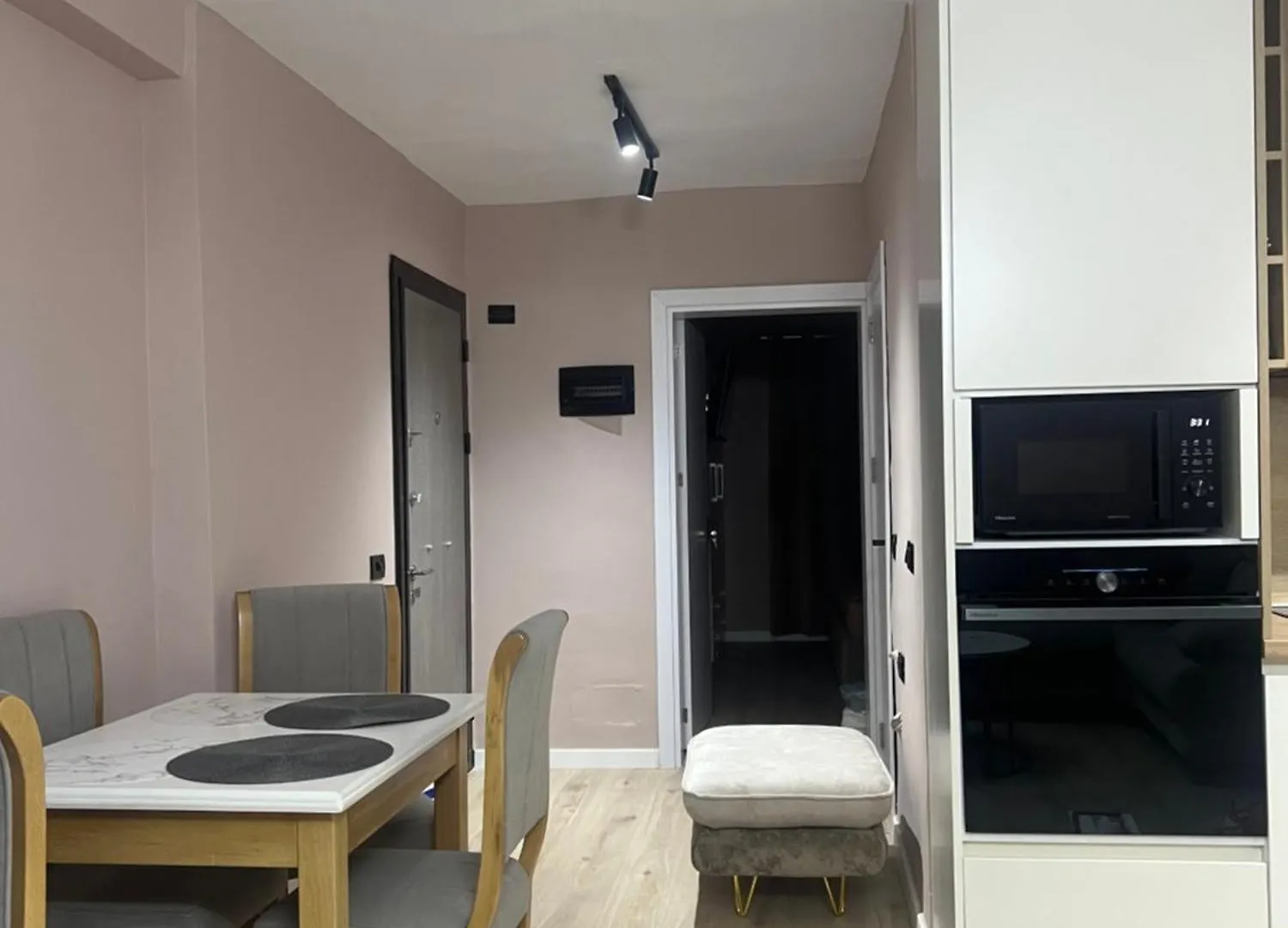 Holiday Rental 地拉那 公寓